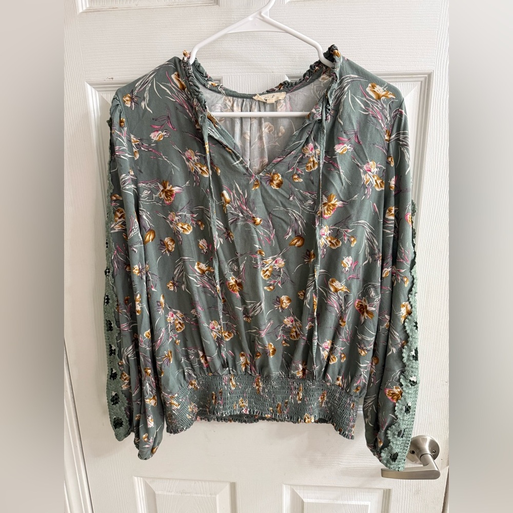 Easel Floral Blouse in Green and Pink